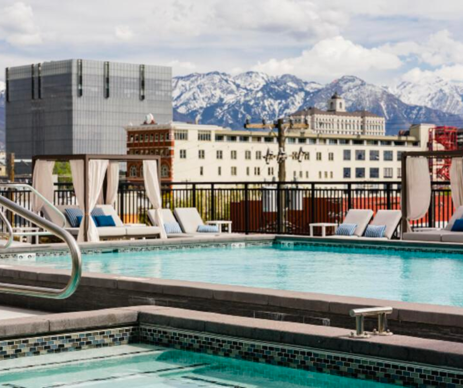Milagro Apartments in Salt Lake City swimming pool